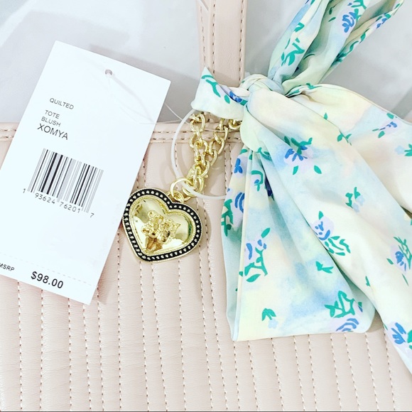 Betsey Johnson Xomya Pink Quilted Blush Tote New - Picture 12 of 15